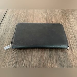 Thirty One All About the Benjamin’s Wallet